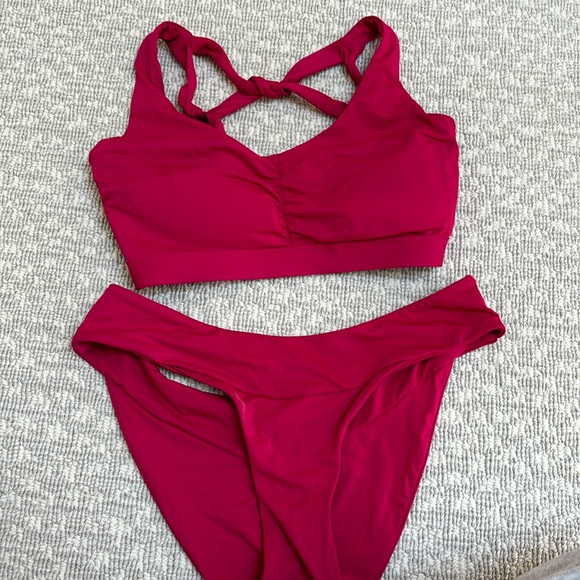 BECCA Magenta Bikini Set - Picture 2 of 4